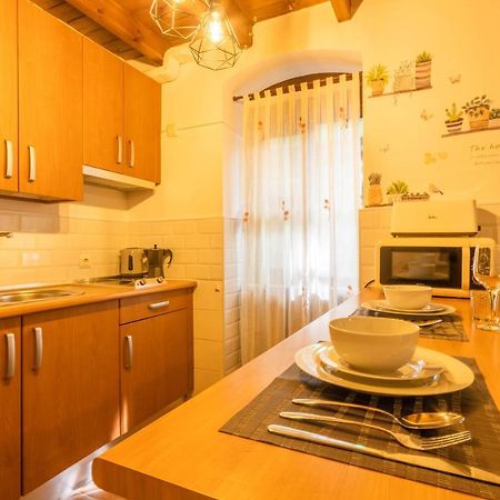 Apartamento Patio Andaluz En Sevilla Экстерьер фото
