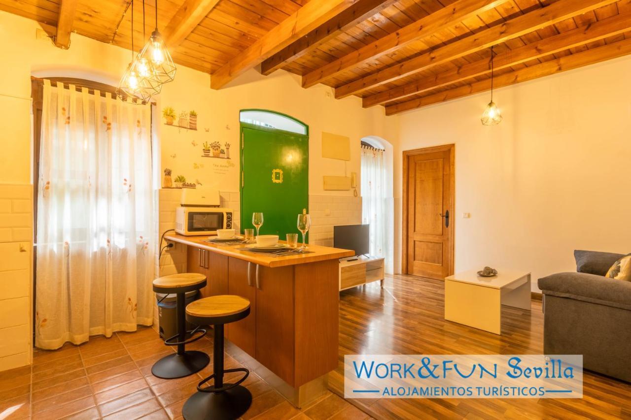 Apartamento Patio Andaluz En Sevilla Экстерьер фото