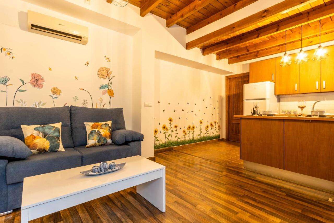 Apartamento Patio Andaluz En Sevilla Экстерьер фото