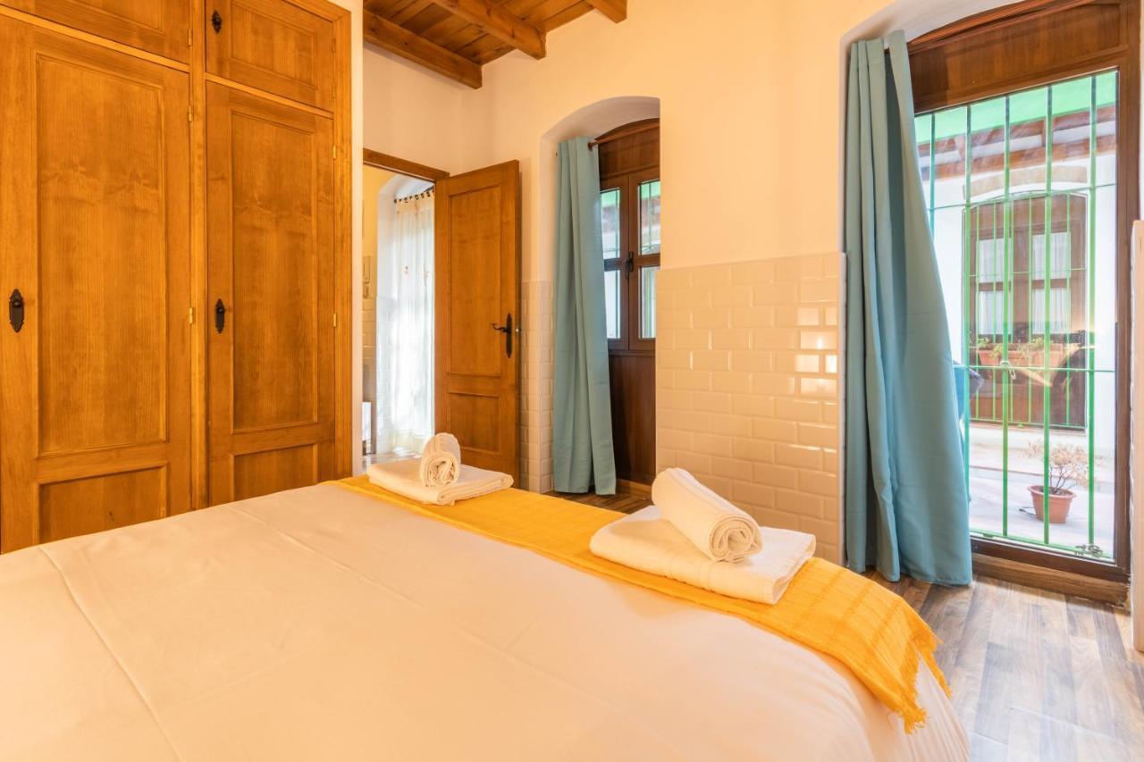 Apartamento Patio Andaluz En Sevilla Экстерьер фото